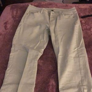SoHo New York & Company Green Ankle Skinny Jeans Size 4